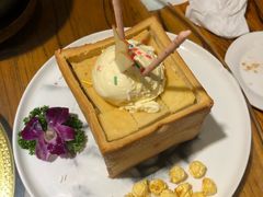 面包诱惑-苹果树下艺术餐厅(通州店)