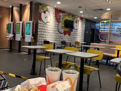 大堂-麦当劳(机场T1航站楼店)