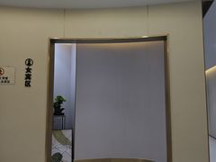 -菲鱼体育恒温游泳馆(中海名城店)