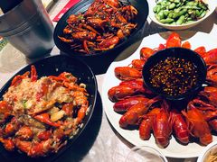 -巴厘龙虾·榜首油焖大虾(洞庭·艺术洋房店)