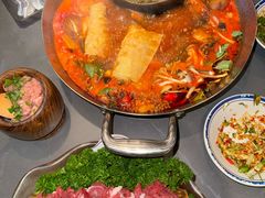 -楠小云·云南鲜菌·鲜牛自助火锅(九眼桥店)