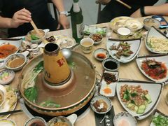 -毛辣果·贵州红酸汤牛肉火锅(西单店)