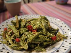 -香巴拉云南餐厅(华莱坞店)