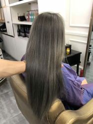 -MODEL'S HAIR