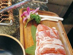 -松渡·鲜肉泥炉烤肉(时代天街店)