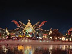 -七彩云南欢乐世界