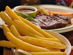 -Famous肥猫墨西哥音乐餐吧(五棵松华熙LIVE店)