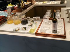 -平湖万怡酒店· 万荟轩