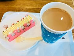 -猫的天空之城概念书店(北戴河蔚蓝海岸店)