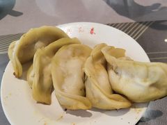 鲜肉锅贴-共和春(甘泉路店)
