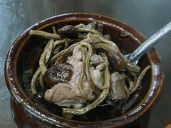 茶树菇排骨汤-龙老五汤店(站前西路店)