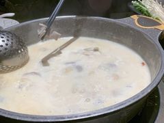 -煲宫猪肚鸡(昆山金鹰国际购物中心店)