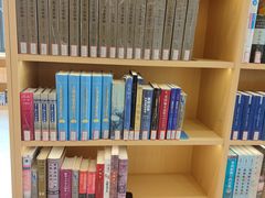 -浦东新区花木街道图书馆