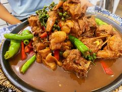 -八两八金·莱芜特色炒鸡(市南漳浦路店)