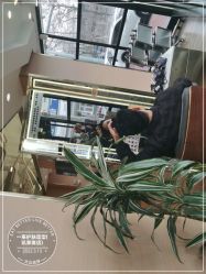 -一東造型烫发染发