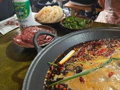 -黄潇洒老火锅(九眼桥宏济巷店)