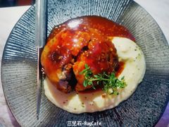 鸡肉包牛肉花菜椰泥-The Rug Cafe(王府中环店)
