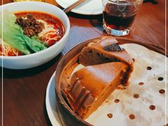 -全牛匠·乐山跷脚牛肉(西单华威约饭街店)