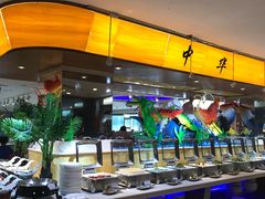 自助取餐区-青岛蓝海大饭店·爱琴海自助餐厅(崂山店)