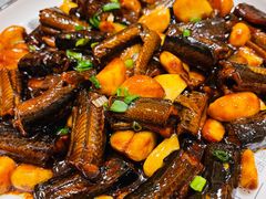 -松沪名灶·豆浆鱼头·新上海菜(飞航吾悦广场店)