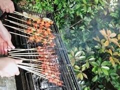 -小草屋轰趴馆别墅派对新场团建家庭聚会
