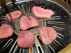 -炼火烤肉店