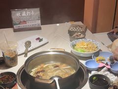 -喃喃椰·糟粕醋·椰子鸡火锅(七堡花园店)