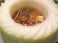 -得意咚瓜·顺德鱼生·冬瓜火锅(深圳首店)