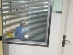 -佳雯宠物医院·皮肤科·内外科(春晓路分院)