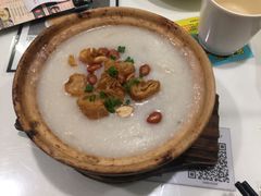 -新大咀港式茶餐厅(宝山万达店)
