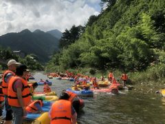 -龙井峡漂流