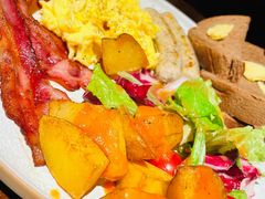 -Brut Eatery悦璞食堂(建国东路店)
