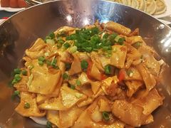 -鑫巴蜀小镇 · 水煮鱼专研店(玉桥店)