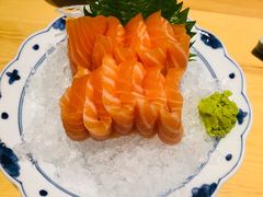 三文鱼刺身薄切-Tuna maki寿司(园区永旺店)