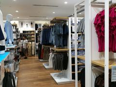 -优衣库(上海虹口龙之梦店)