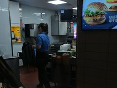 -麦当劳(江湾镇店)