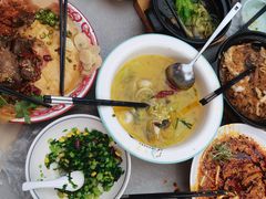 -有红鸡毛店·川菜(建设路店)