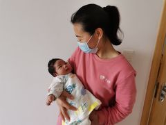 -苏州雏渐肥月嫂
