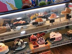 -DQ·蛋糕·冰淇淋(大宁国际商业广场店)