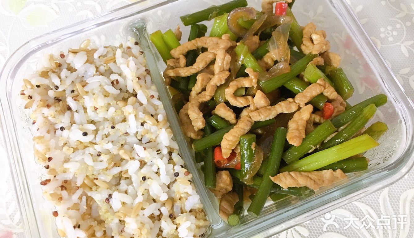 蒜苔肉丝