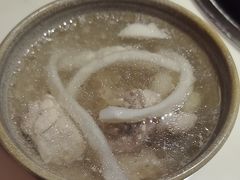 -喃喃椰·糟粕醋·椰子鸡火锅(七堡花园店)