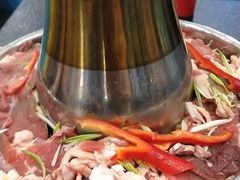 -撒拉人家.酸菜牦牛肉火锅