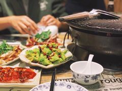 -燚店·铁板鱼蛙·烤肉·烤串(北新桥店)