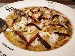 -渔语鱼新川菜Bistro(万象天地店)