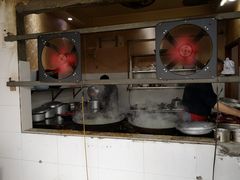 -小龙大肉面馆
