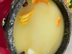 -墨脱石锅椰子鸡•香草鸭•东山羊(大东海店)