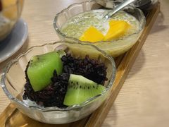 -佰搭果·广式茶餐厅(西华路店)