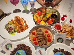 -Mogul Eatery·大亨餐酒馆