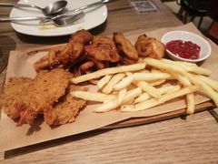 -必胜客(欧亚卖场店)