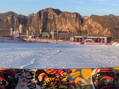 -荣盛康旅野三坡滑雪场